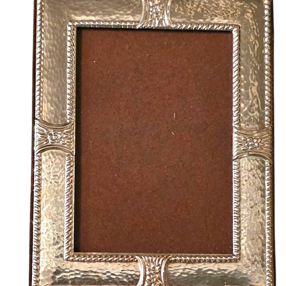 Vintage Picture Frame Made In Italy Silver-Tone Hammered Metal Ornate 5x7"